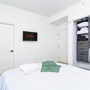Deluxe King Studio
