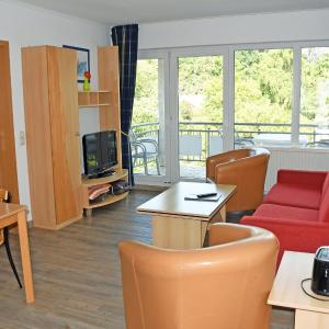 Two-Bedroom Apartment with Shower 