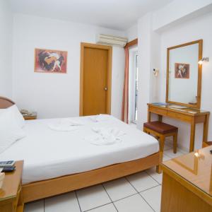 Double Room for Single Use