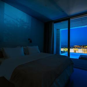 Swim up Suite with Sun Deck 