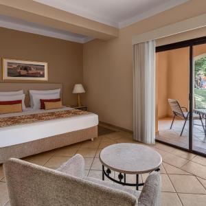Two-Bedroom Apartment Queen or Twin beds Garden View