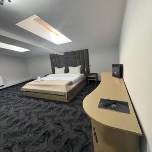 King Suite with Spa Bath