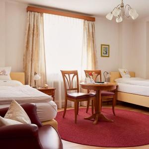 Double Room with Shower