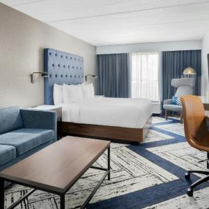 King Suite with Sofa Bed