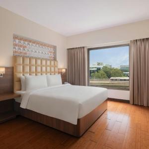 King Suite - Executive Lounge Access