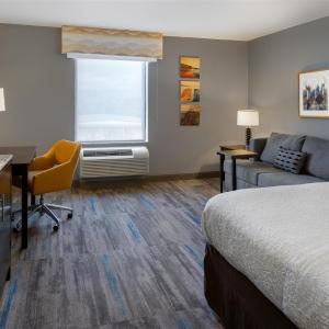 King Room with Sofa Bed - Non-Smoking