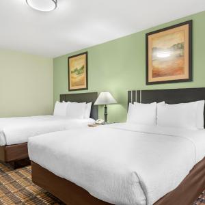 Double Room with Two Double Beds - Accessible/Non-Smoking