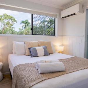 3 Bedroom Poolside Villa