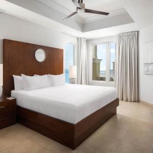 Ocean Front 2 Bedroom Suite