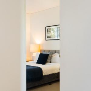 Apartment with Balcony - No Parking