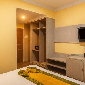 Superior Deluxe Double or Twin Room 