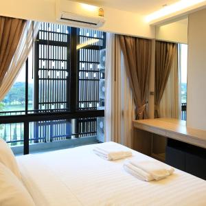 Two Bed Park Duplex