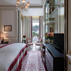 Deluxe Double Room with River View