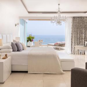 Clarendon Suite