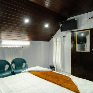 Double Room with Lake View
