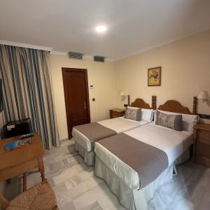 Economy Twin Room