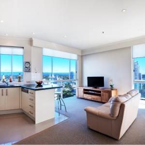 One-Bedroom Apartment with Ocean View