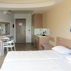 Superior Triple Room with Sea View