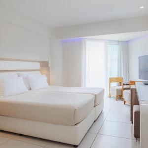 Twin Room with Inland View