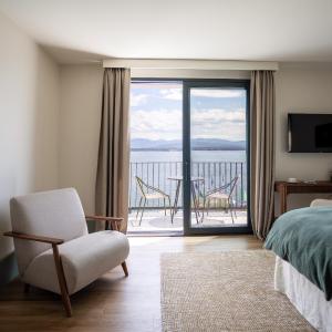 Superior Double Room with Lake View