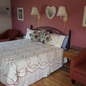 King Room with Balcony