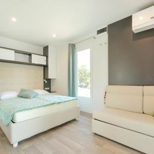 One-Bedroom Mobile Home with Terrace