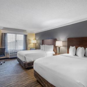 Queen Room with Two Queen Beds - Non-Smoking