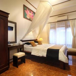 Standard Double Room with Kitchenette