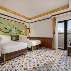 Essence Double/Twin Room, Balcony with Limited View