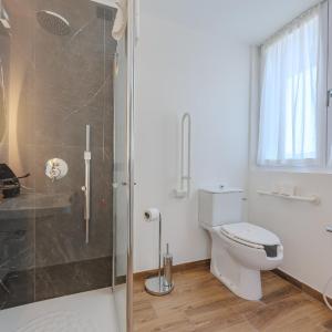 Panorama Double or Twin Room with Terrace and Lake View