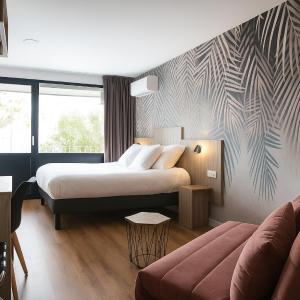 Junior Suite with Balcony