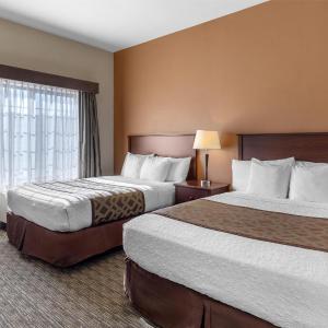 Queen Room with Two Queen Beds with Roll-In Shower - Disability Access