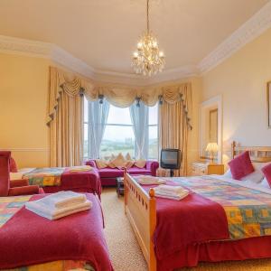 hotelImage