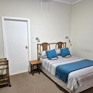 Three-Bedroom Apartment with Sea View