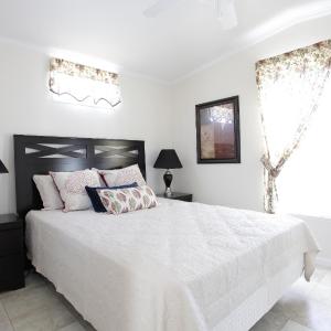 One-Bedroom Cottage
