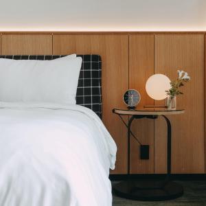 King Guestroom