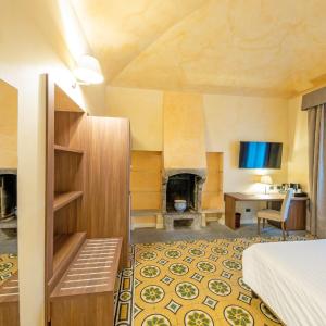 Junior Suite with Garden View