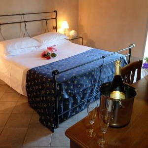 Superior Double Room with Jacuzzi