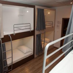Bed in 10-Bed Mixed Dormitory Room