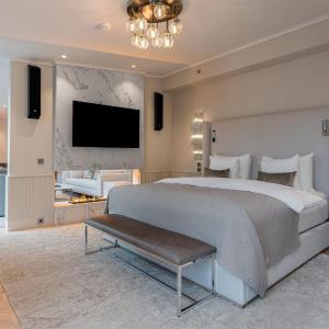 Penthouse Suite