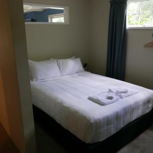One-Bedroom Bungalow