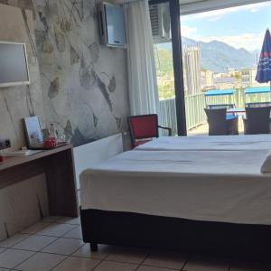Standard Double or Twin Room with Garden View