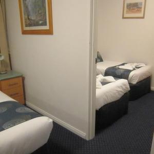 Family Room (4 Adults)