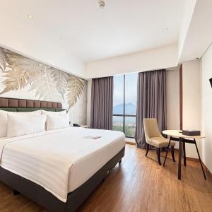 King Room with Mountain View