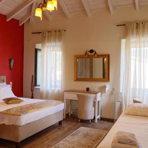 Triple Room with Hydromassage Shower Cabin