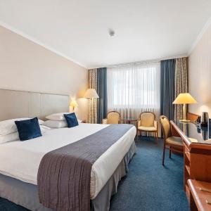Premium King Room