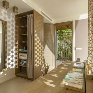Beachfront Villa - Private Pool