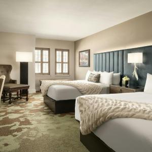 Queen Room - Main Building/Hearing Accessible