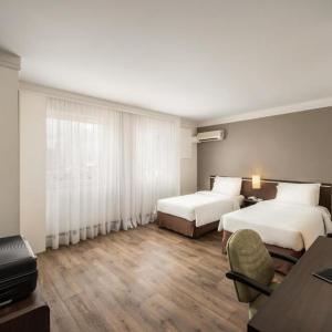 Standard Twin - 2 Camas Solteiro
