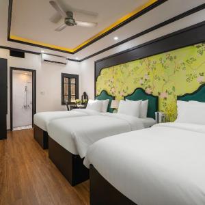 Triple Room with City View